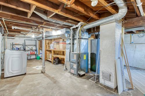 2860 6 St, Duluth MN 55806-1460 exterior