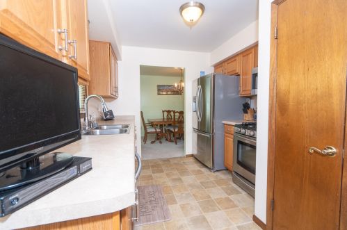 5805 111, Milwaukee WI 53214-2357 exterior