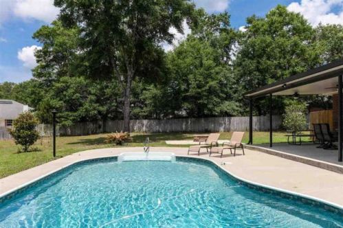 5341 Oak Hammock Ct, Milton FL  32570-5056 exterior