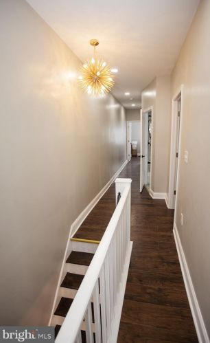 2022 21 St, Philadelphia PA 19145-2722 exterior