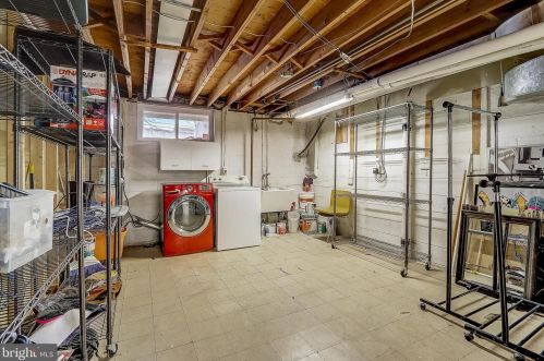 1506 Leister Dr, Silver Spring MD 20904-1548 exterior