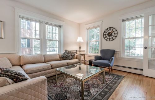 104 Roaring Brook Rd, Portland ME 04103-3777 exterior