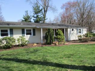 24 Roseland Ave, Warren NJ  07059-5720 exterior