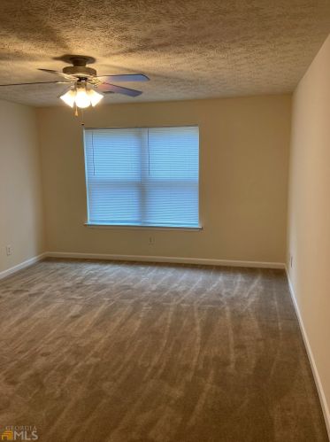 1203 Fairington Club Dr, Lithonia, GA 30038-5680