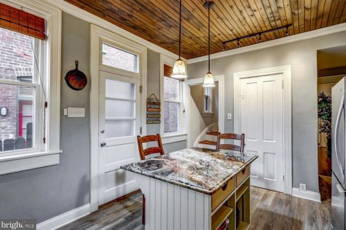 405 King St, Lancaster PA 17602-3004 exterior