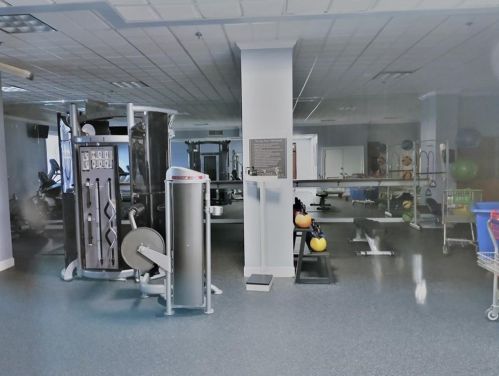 795 Hammond Dr, Atlanta GA 30328-5517 exterior