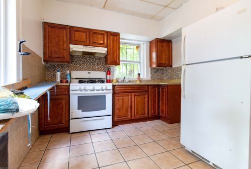 111 7th St, Newark NJ  07107-2968 exterior