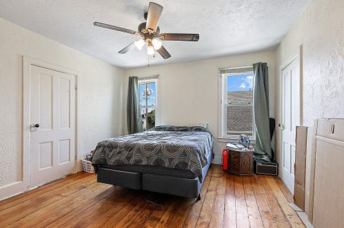 719 18th St, Manitowoc WI 54220-3131 exterior