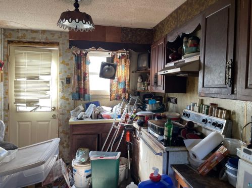 7121 Earl St, Duluth MN 55810-1438 exterior