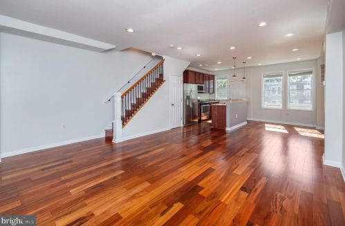 627 M St, Washington DC  20002-3425 exterior