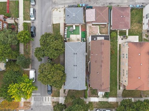 2454 54 St, Chicago IL 60632-2606 exterior