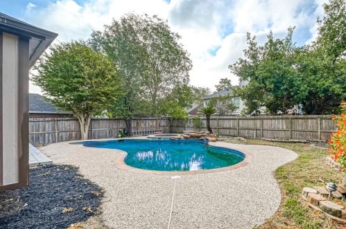 7222 Oak Walk Dr, Humble TX 77346-3174 exterior