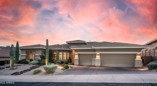 14228 5th St, Phoenix, AZ 85022-4260