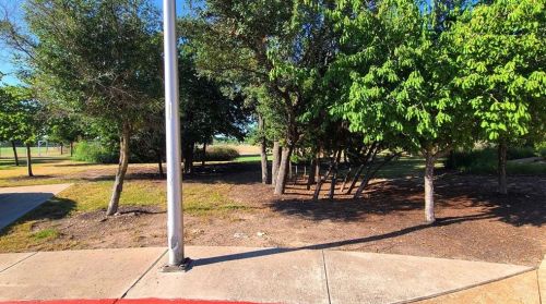 13400 Briarwick Dr, Austin TX 78729-1768 exterior