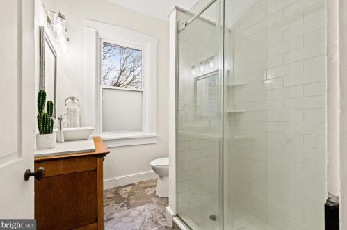 460 Queen St, Lancaster PA  17603-5618 exterior