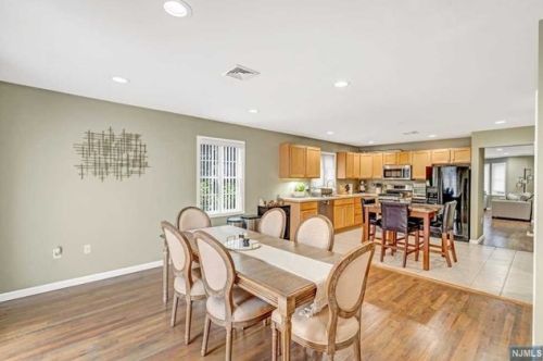 5 Sunset St, Dumont NJ 07628-1506 exterior