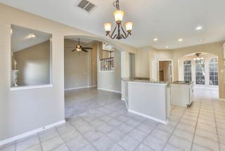 5602 Island Breeze Dr, Houston TX  77041-6832 exterior