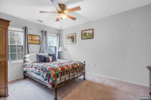 22 Amethyst Ln, Paterson NJ 07501-3364 exterior