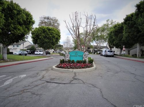 581 Charwood Ct, Brea CA 92821-2725 exterior