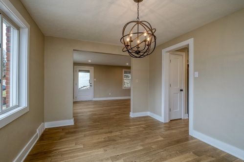 119 Columbia Dr, Pittsburgh PA  15236-4428 exterior