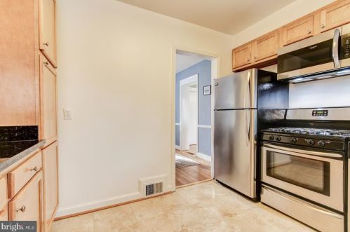 9512 Saybrook Ave, Silver Spring MD 20901-3034 exterior