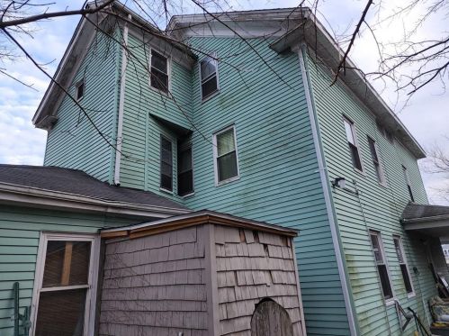 311 Amherst St, Providence RI 02909-3340 exterior