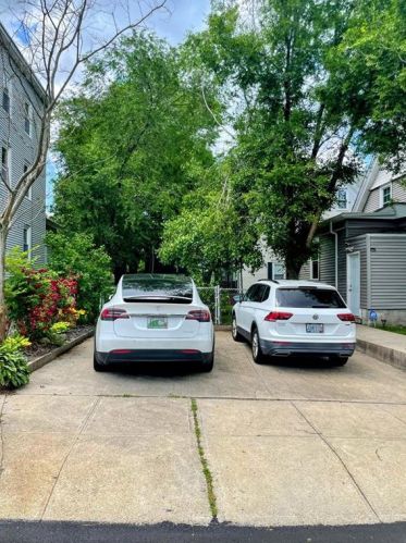 359 Carrington Ave, Woonsocket RI  02895-4622 exterior