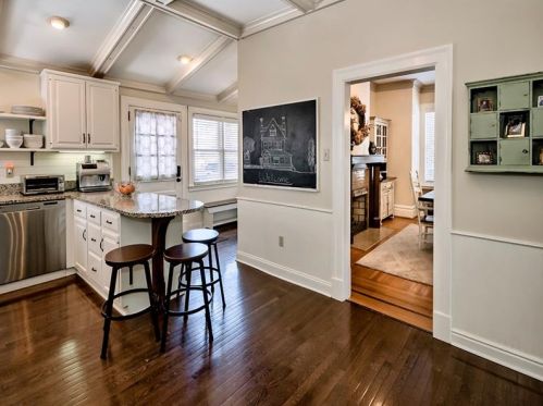 606 Bower Hill Rd, Pittsburgh PA 15243-1508 exterior