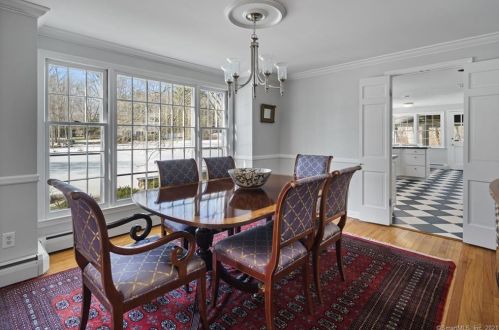 32 Old Belden Hl Rd, Wilton CT 06897-4218 exterior