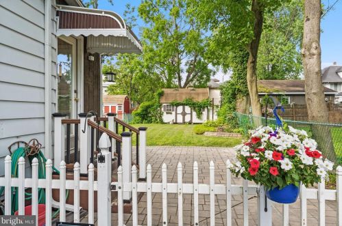 153 Oakland Ave, Camden, NJ 08106-2337