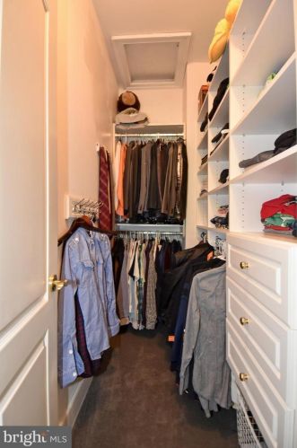 11300 Glen Rd, Rockville MD 20854-1849 exterior