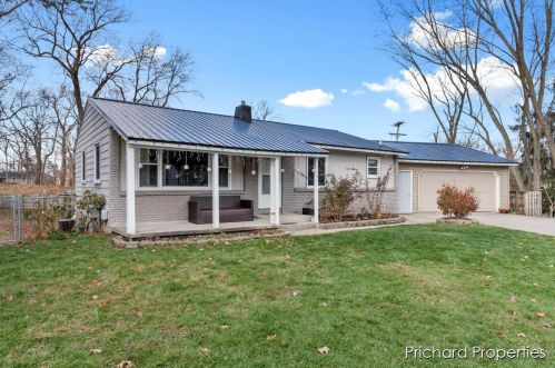 4401 Edgemont Dr, Wyoming, MI