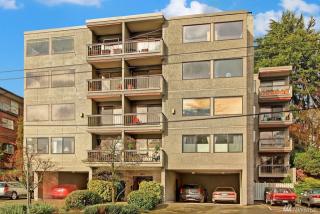 654 Olympic Pl, Seattle, WA 98119-3696