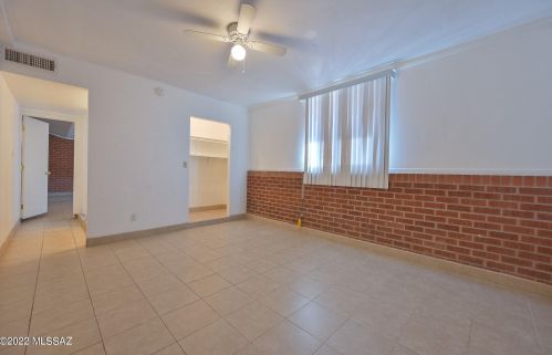 5002 1 St, Tucson AZ 85711-1507 exterior