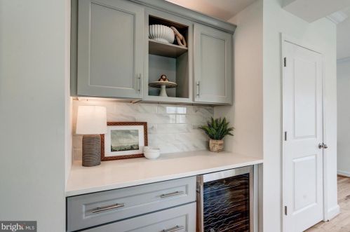 401 Delafield Pl, Washington DC  20011-6112 exterior