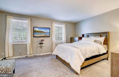 273 Maxo Ct, Glen Burnie MD 21061-5661 exterior