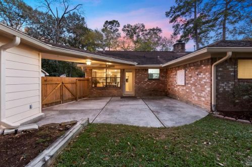 2119 Poplar Park Dr, Humble TX 77339-1756 exterior