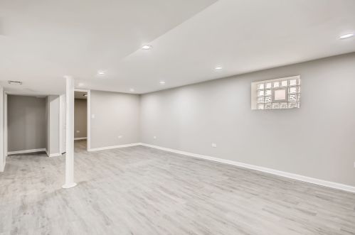 1100 102 St, Chicago IL 60643-2027 exterior