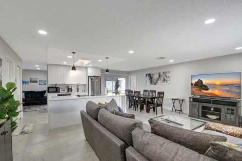 716 18 St, Boynton Beach FL 33426-5450 exterior