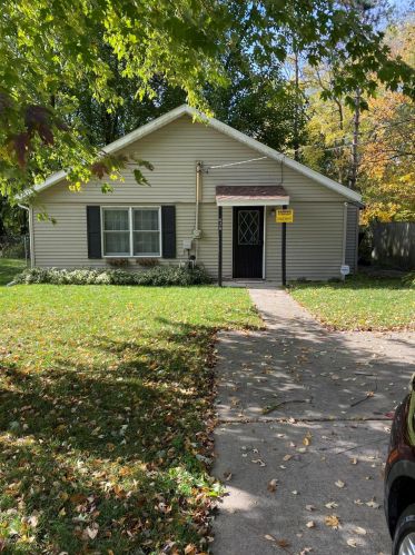 626 Harway Ave, Kalamazoo, MI 49048-3447