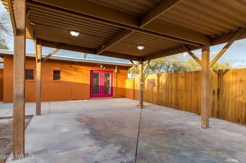 220 Kelso St, Tucson AZ  85705-4743 exterior