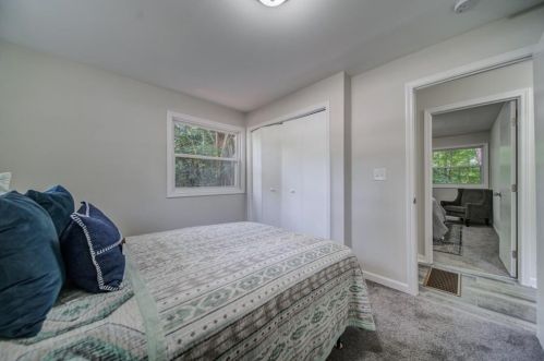 856 Harwell Rd, Atlanta GA  30318-5828 exterior