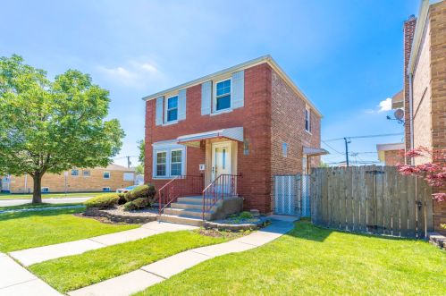 5758 New England Ave, Chicago, IL 60638-3217