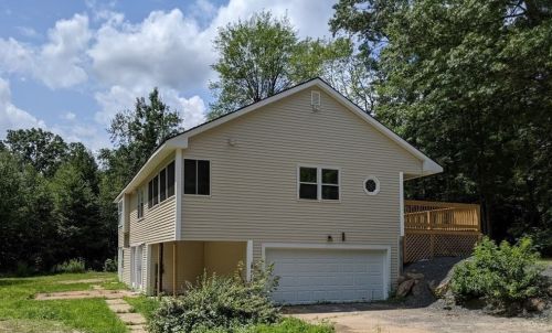 338 Jobs Hill Rd, Ellington, CT 06029-2210