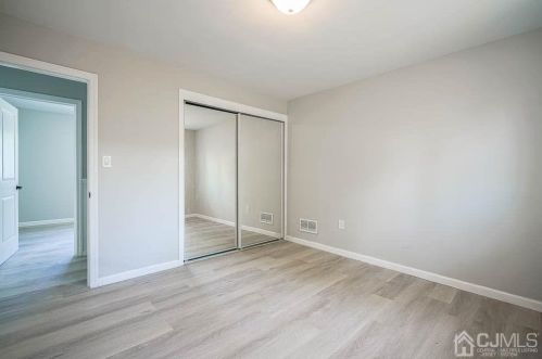 37 Sunrise Rd, Old Bridge NJ  08857-1435 exterior