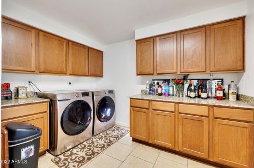 2118 Campbell Ave, Phoenix AZ 85015-3827 exterior