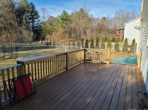 53 Carol Ave, Killingly CT 06239-4244 exterior