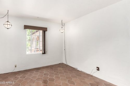 7545 27th Ave, Phoenix AZ 85087-8097 exterior