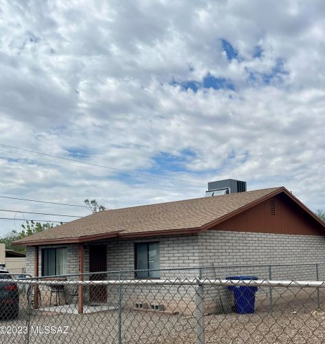 4408 Liberty Ave, Tucson AZ 85706-1332 exterior