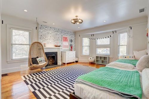 811 Charles Allen Dr, Atlanta GA  30308-1706 exterior